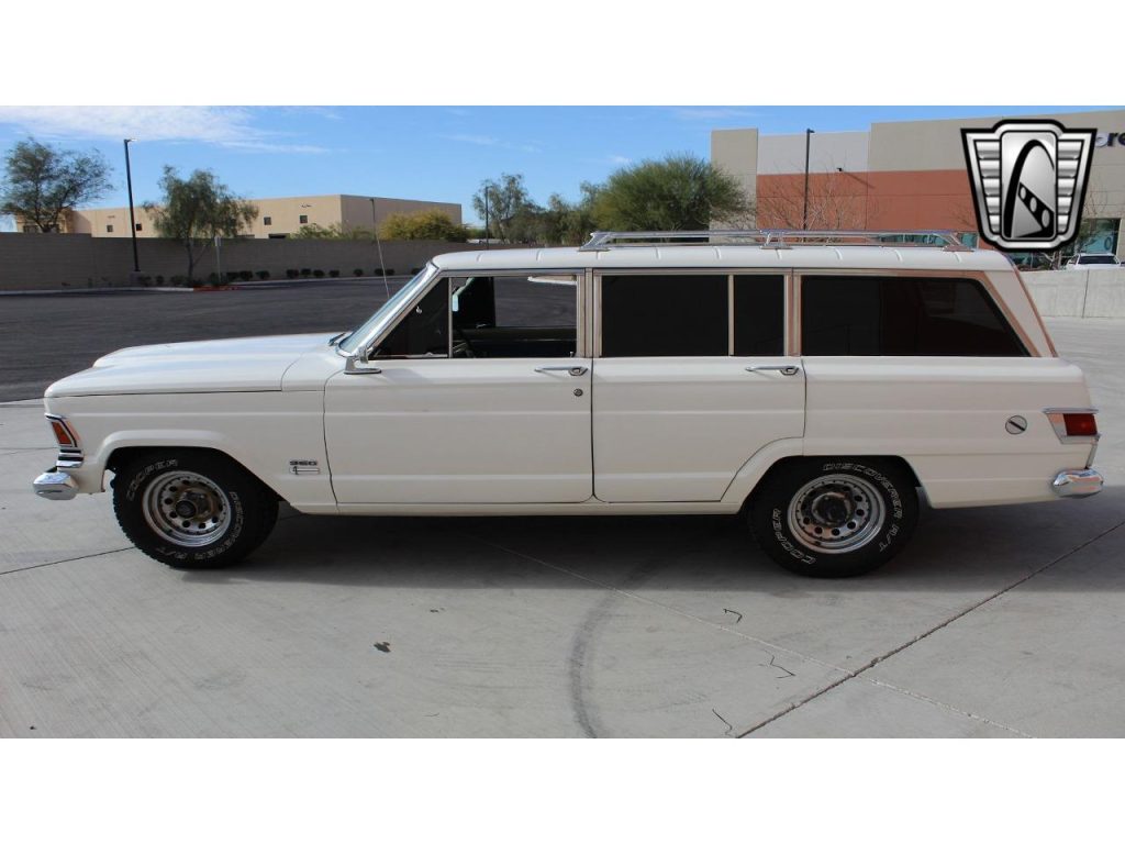 1972 Jeep Wagoneer American Hot Rods