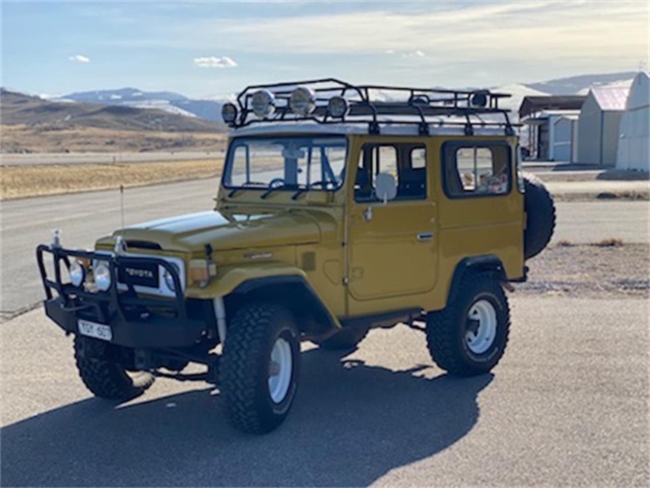 1982 Toyota Land Cruiser FJ40 - American Hot Rods