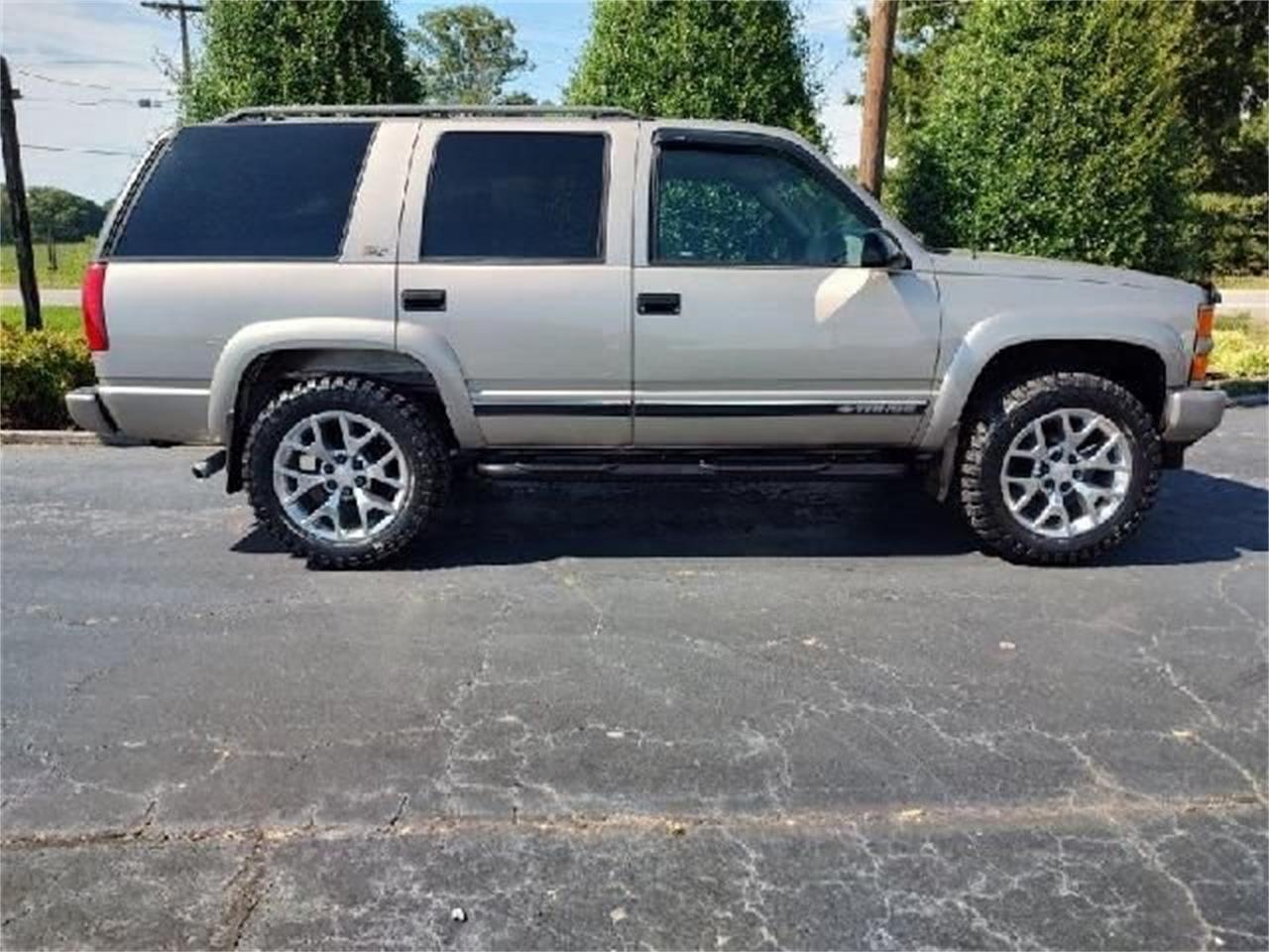 2000 Chevrolet Tahoe - American Hot Rods