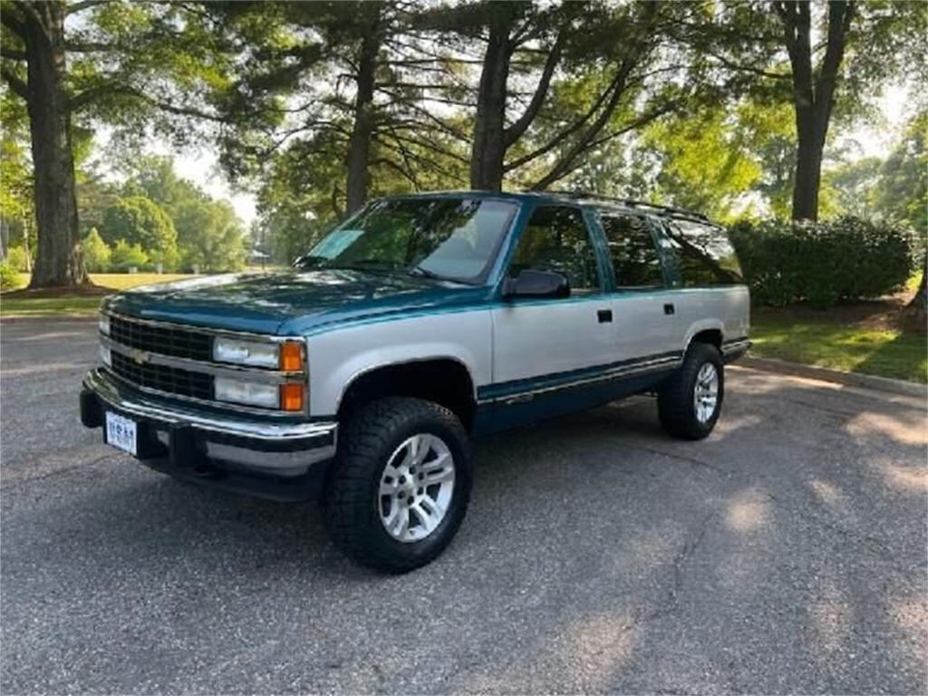 1993 Chevrolet Suburban - American Hot Rods