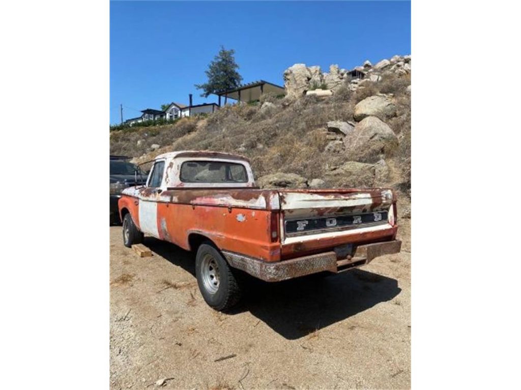 1965 Ford F100 - American Hot Rods