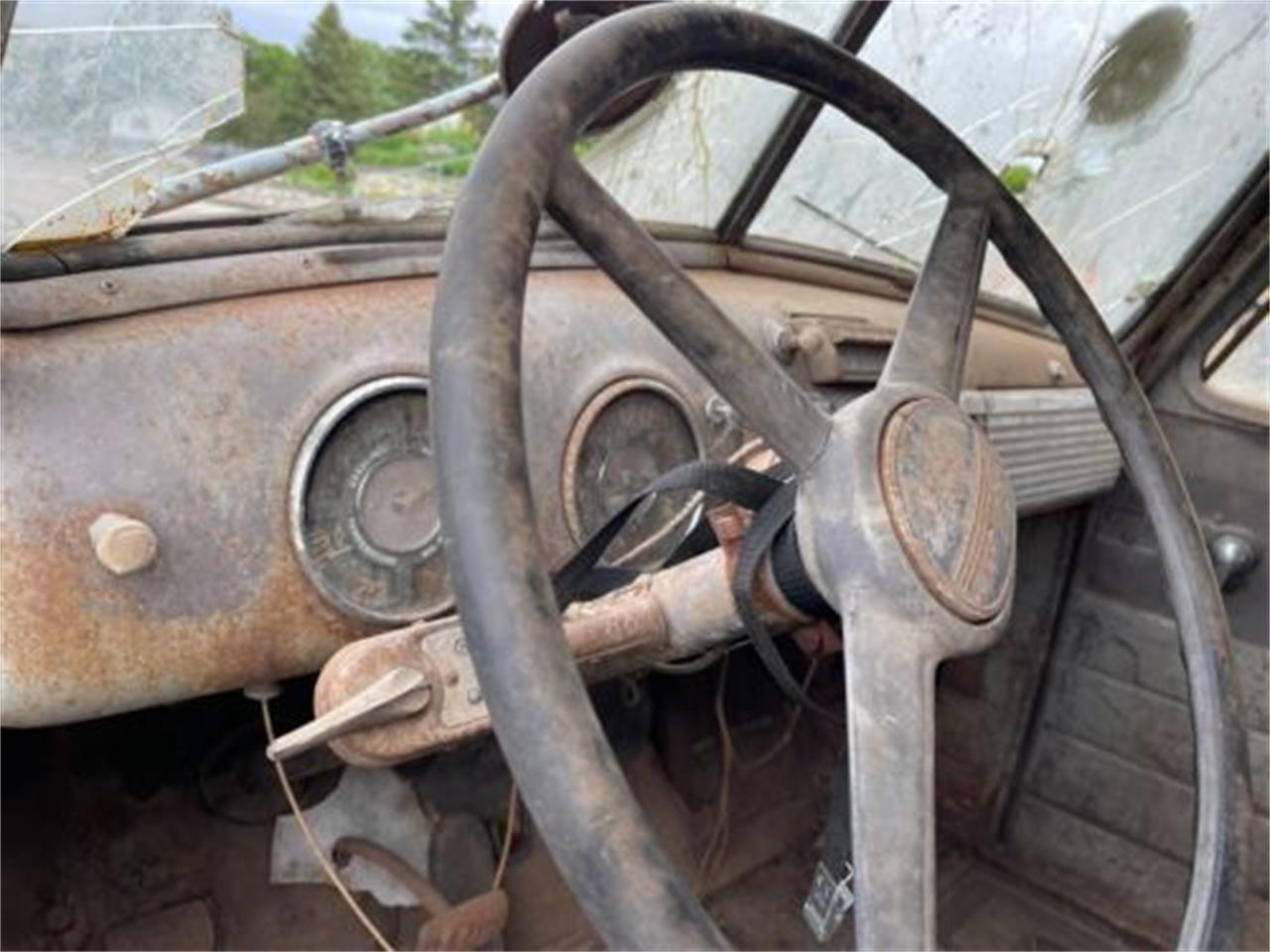 1948 Chevrolet 3800 - American Hot Rods