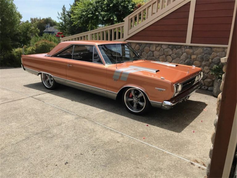 1967 Plymouth Satellite - American Hot Rods